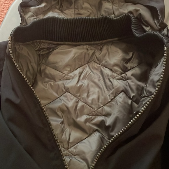 Reversible Columbia - Picture 3 of 3